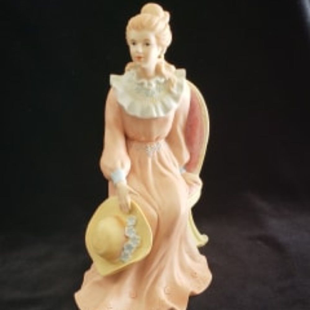 Vintage Homco #1439 "Courtney's Dream" Figurine